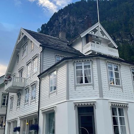 Sylte Hotell, Valldal Exterior foto